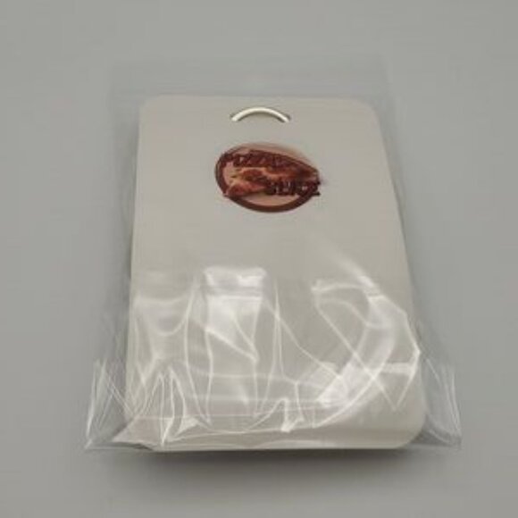 Creepy Horror Static TV Flashing & Noise Making Keychain - Picture 7 of 8